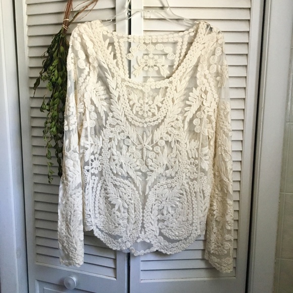 Gorgeous Lace Long Sleeve Gypsy & Bohemian Blouse - Picture 8 of 8
